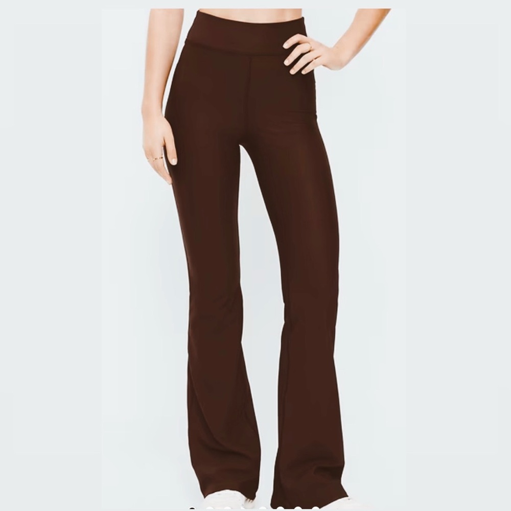 Ribbed Yoga Pants / Flare Leggings